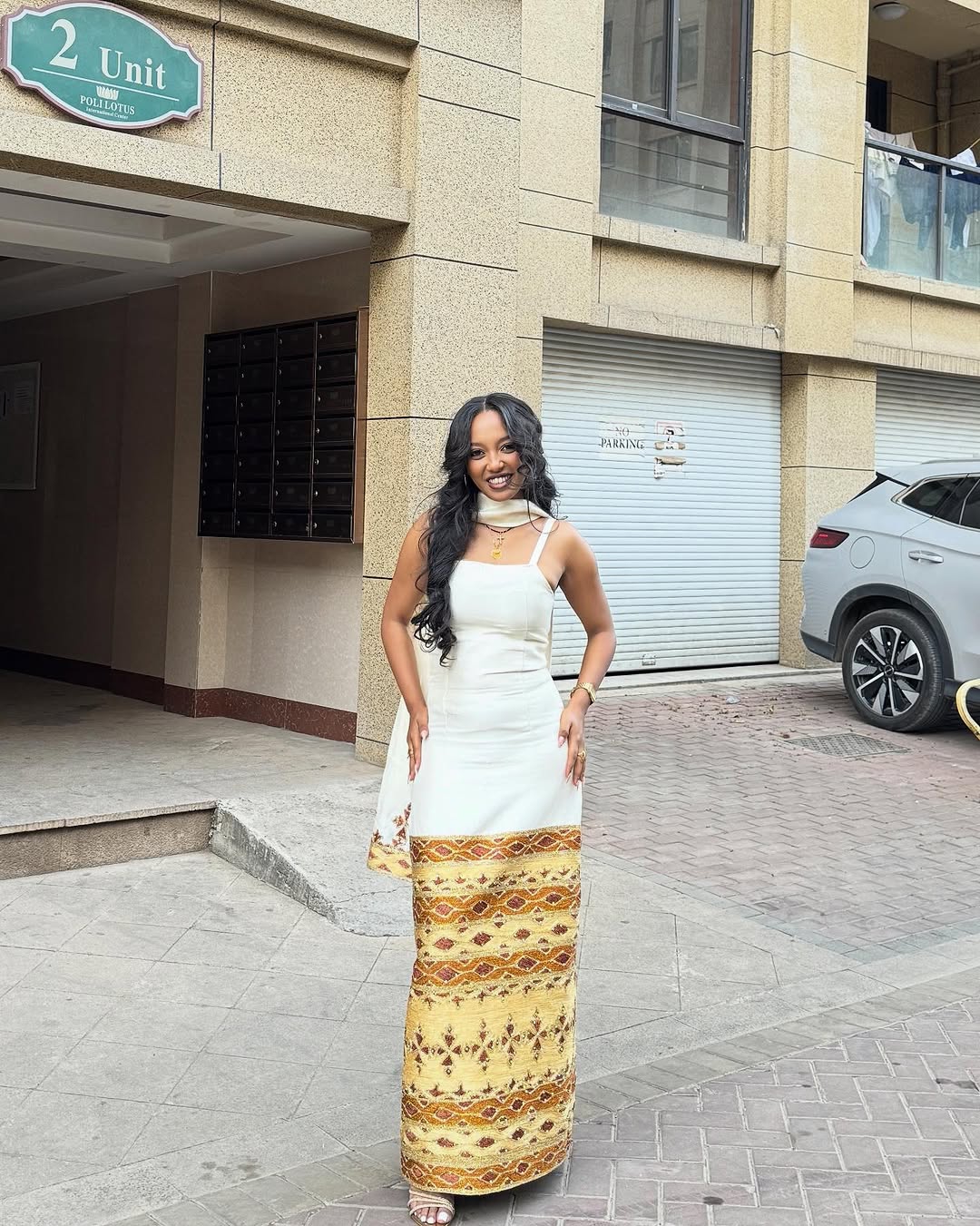 hot_like_mitmita_photo_1763791672482